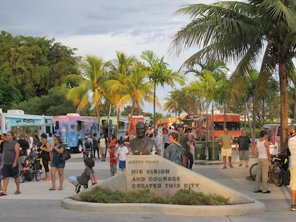 Food Trucks at Arts Park in Hollywood