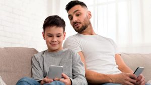 Should you read your child's texts?