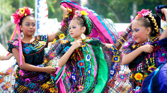 hispanic traditions celebrations