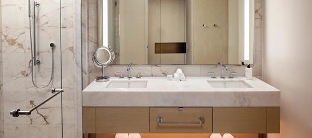 Conrad_Orlando-King_Room-Bath_on_Left